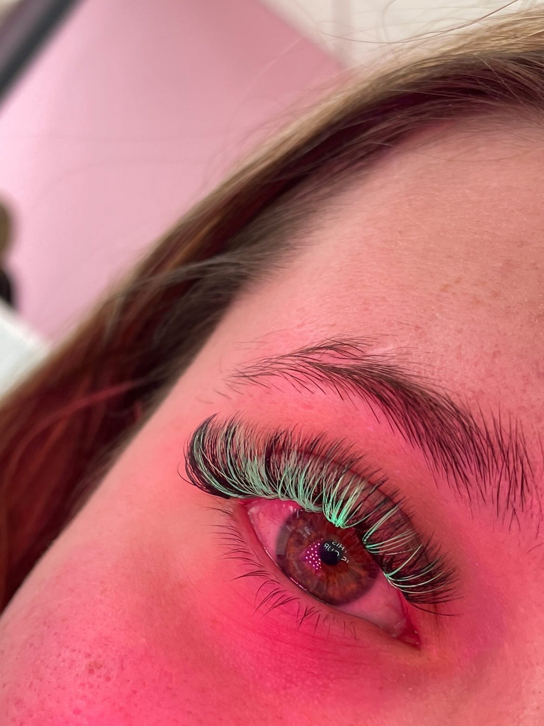 Green glow in the dark uv Russian volume lashes lash extensions